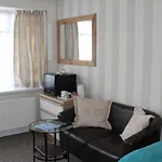 Skelton Grange Farmhouse Guest house 4*